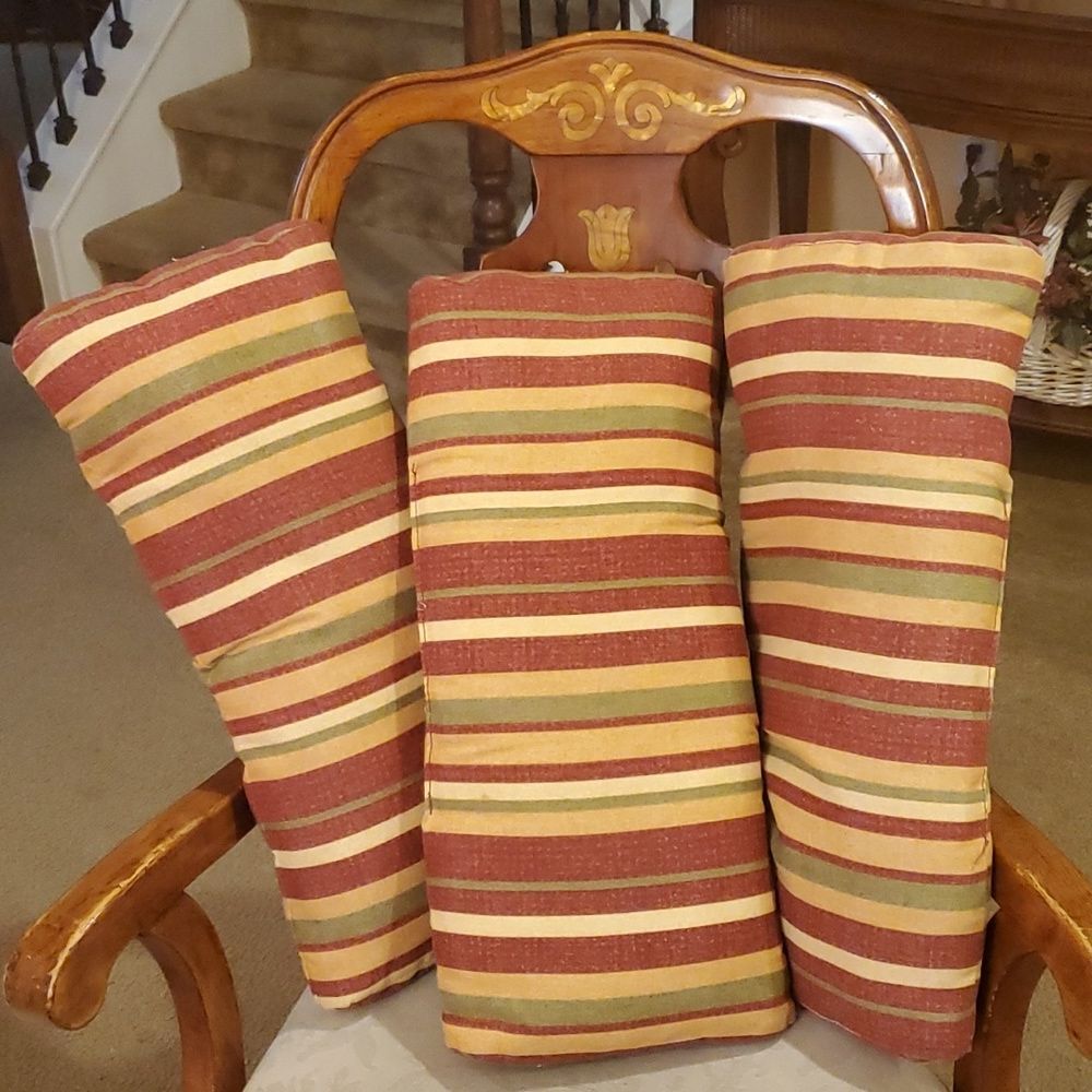 3cThrow pillows - Picture 5 of 5